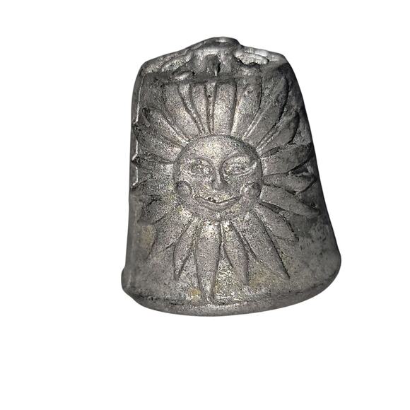 Spring Summer Fall Winter Set of 4 Vintage Pewter Thimbles Festive Art Deco T-1 - Picture 4 of 10